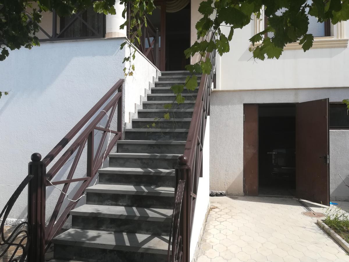 Leon Hotel Tbilisi Eksteriør billede